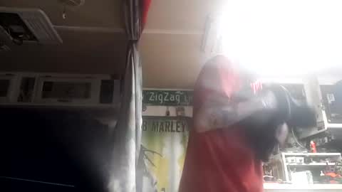 Snapshot of foxbodydave chatting on March 1, 2:34 pm foxbodydave online show from March 1, 2:34 pm