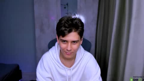 Foxicfu online show from March 1, 10:45 am