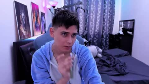 Foxicfu online show from September 16, 9:21 am