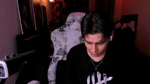 Foxicfu online show from March 30, 3:13 pm