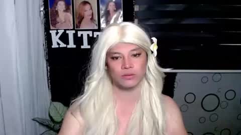 Snapshot of foxli_xx chatting on November 16, 4:29 am KITTY online show from November 16, 4:29 am