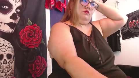 Snapshot of foxxbell chatting on October 29, 1:08 am foxxbell online show from October 29, 1:08 am