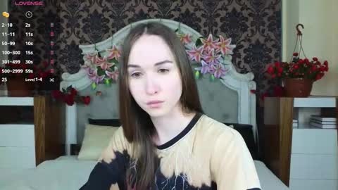 Snapshot of foxxy_girl_ chatting on December 5, 11:41 am andice online show from December 5, 11:41 am