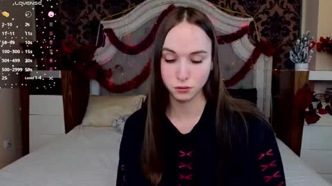 Snapshot of foxxy_girl_ chatting on December 15, 6:06 am andice online show from December 15, 6:06 am