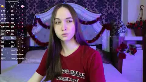 Snapshot of foxxy_girl_ chatting on January 10, 4:47 am andice online show from January 10, 4:47 am