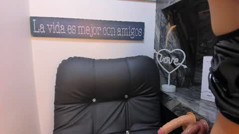 foxy_aleja online show from May 30, 11:07 am