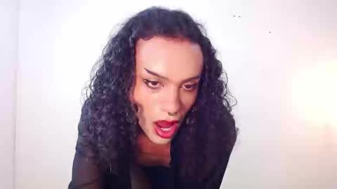 Snapshot of foxy_ella chatting on September 20, 4:08 pm Ella online show from September 20, 4:08 pm