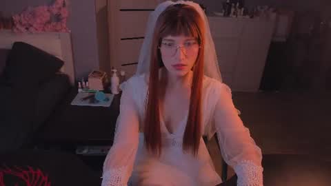 Snapshot of foxy_jpg chatting on July 25, 9:34 pm Sue online show from July 25, 9:34 pm