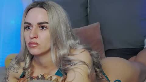 Foxy Kimmi online show from February 11, 7:02 am