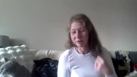 foxyfang online show from March 7, 7:38 pm