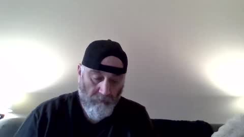 Snapshot of foxyfang chatting on April 3, 1:31 pm foxyfang online show from April 3, 1:31 pm