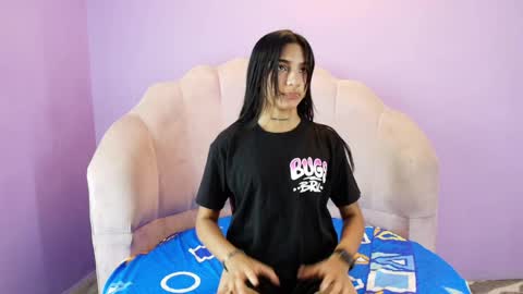 foxyhillx online show from June 2, 10:34 pm