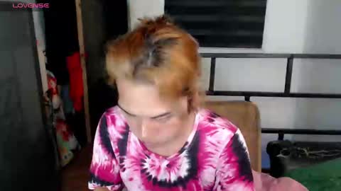 Snapshot of foxyinnocentstar chatting on February 22, 12:08 pm jenny online show from February 22, 12:08 pm