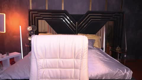 Kate online show from October 25, 8:14 pm