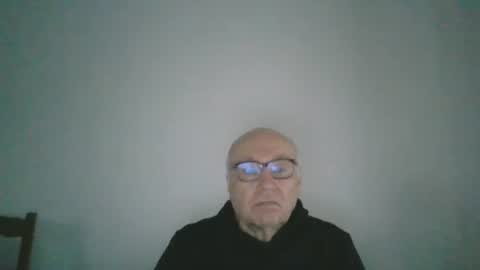 Snapshot of fra94 chatting on December 5, 2:22 pm fra94 online show from December 5, 2:22 pm