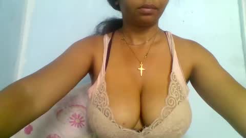 fracisca2204 online show from December 3, 5:04 am