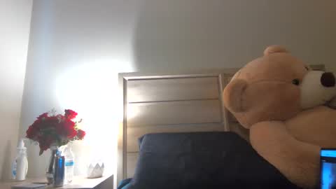 Angel online show from April 13, 5:07 pm