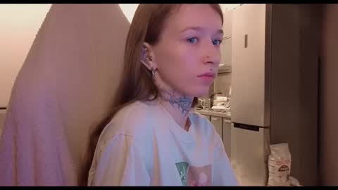 Snapshot of fran_bow chatting on November 24, 9:42 am fran_bow online show from November 24, 9:42 am