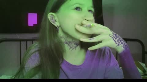 Snapshot of fran_bow chatting on March 14, 9:42 pm fran_bow online show from March 14, 9:42 pm