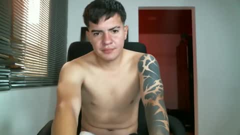 franccesco_699 online show from October 4, 3:32 pm
