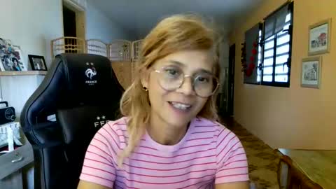 francelune online show from April 13, 11:48 am