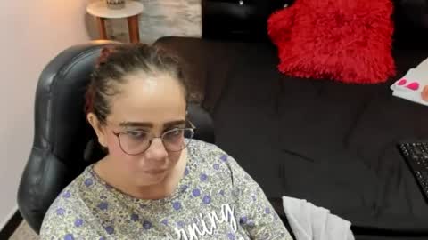          online show from April 11, 7:45 am