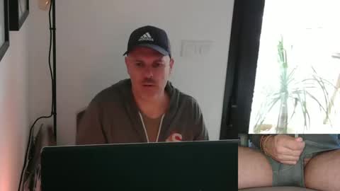 francescoes online show from January 6, 11:29 am
