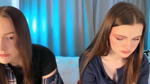 Snapshot of francessmason chatting on February 8, 11:35 am Marybrown eye Katy gray eye online show from February 8, 11:35 am