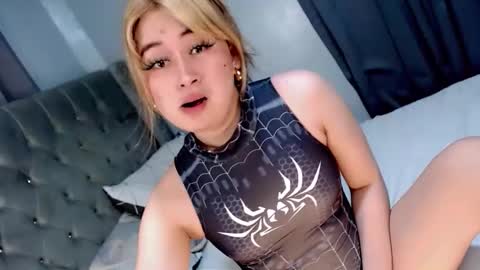 Snapshot of franchesca_fucks chatting on January 5, 6:44 pm LOVE online show from January 5, 6:44 pm