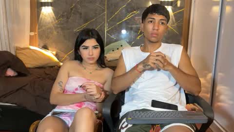 Snapshot of francheska_baby chatting on October 19, 1:01 pm Dynamic roles online show from October 19, 1:01 pm