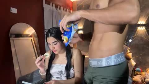 Snapshot of francheska_baby chatting on November 30, 8:07 am Dynamic roles online show from November 30, 8:07 am