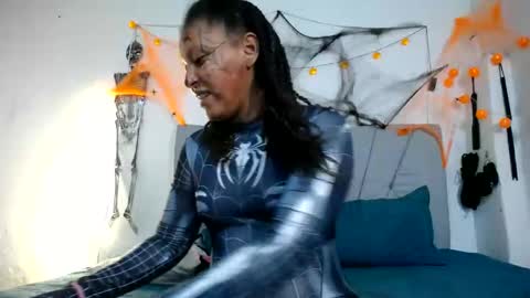 francihot4 online show from November 1, 2:57 am