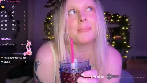 Snapshot of francis_digby chatting on January 16, 11:53 pm Francis Digby online show from January 16, 11:53 pm