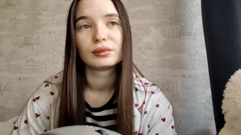 Lina online show from January 8, 8:05 am