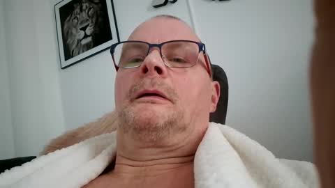 Snapshot of franciscomalin chatting on February 13, 9:41 am franciscomalin online show from February 13, 9:41 am