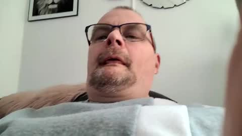 Snapshot of franciscomalin chatting on March 7, 9:07 am franciscomalin online show from March 7, 9:07 am