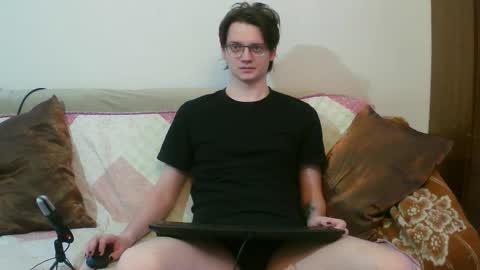 Snapshot of francisgray chatting on February 6, 2:09 pm Frank online show from February 6, 2:09 pm