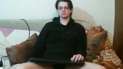 Snapshot of francisgray chatting on February 12, 4:35 pm Frank online show from February 12, 4:35 pm