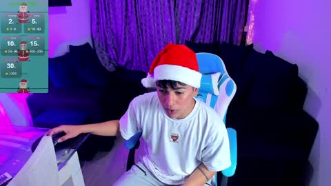 Snapshot of franco_rizzo01 chatting on December 27, 12:18 am frank online show from December 27, 12:18 am