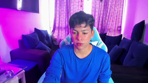 Snapshot of franco_rizzo01 chatting on January 5, 8:52 pm frank online show from January 5, 8:52 pm