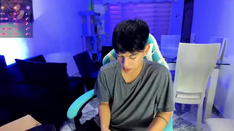 Snapshot of franco_rizzo01 chatting on September 13, 11:15 pm frank online show from September 13, 11:15 pm