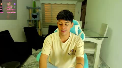 Snapshot of franco_rizzo01 chatting on September 19, 4:58 am frank online show from September 19, 4:58 am