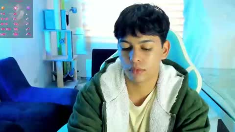 Snapshot of franco_rizzo01 chatting on October 2, 9:44 pm frank online show from October 2, 9:44 pm