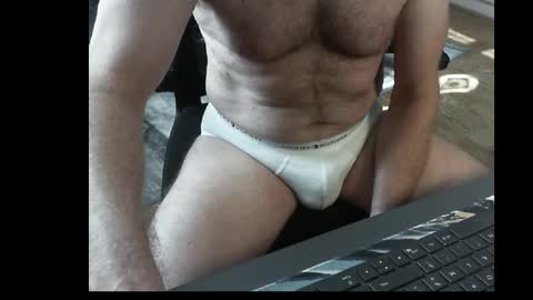 Snapshot of francois4059 chatting on October 16, 12:28 pm Franois online show from October 16, 12:28 pm