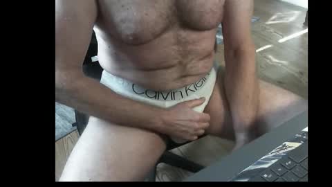 Snapshot of francois4059 chatting on November 13, 12:59 pm Franois online show from November 13, 12:59 pm