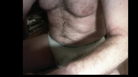 Snapshot of francois4059 chatting on April 2, 4:54 am Franois online show from April 2, 4:54 am