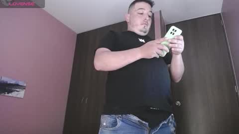 Juan online show from March 15, 1:55 am