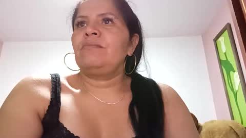 Snapshot of francy_froz chatting on October 27, 2:15 am francy froz online show from October 27, 2:15 am