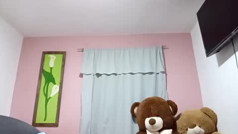 Snapshot of francy_froz chatting on November 23, 7:02 pm francy froz online show from November 23, 7:02 pm