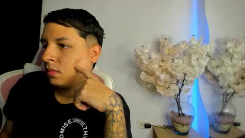 Castiglioni online show from November 20, 3:18 am